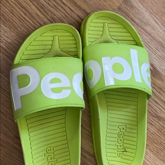 People slides - Picture 2 of 4